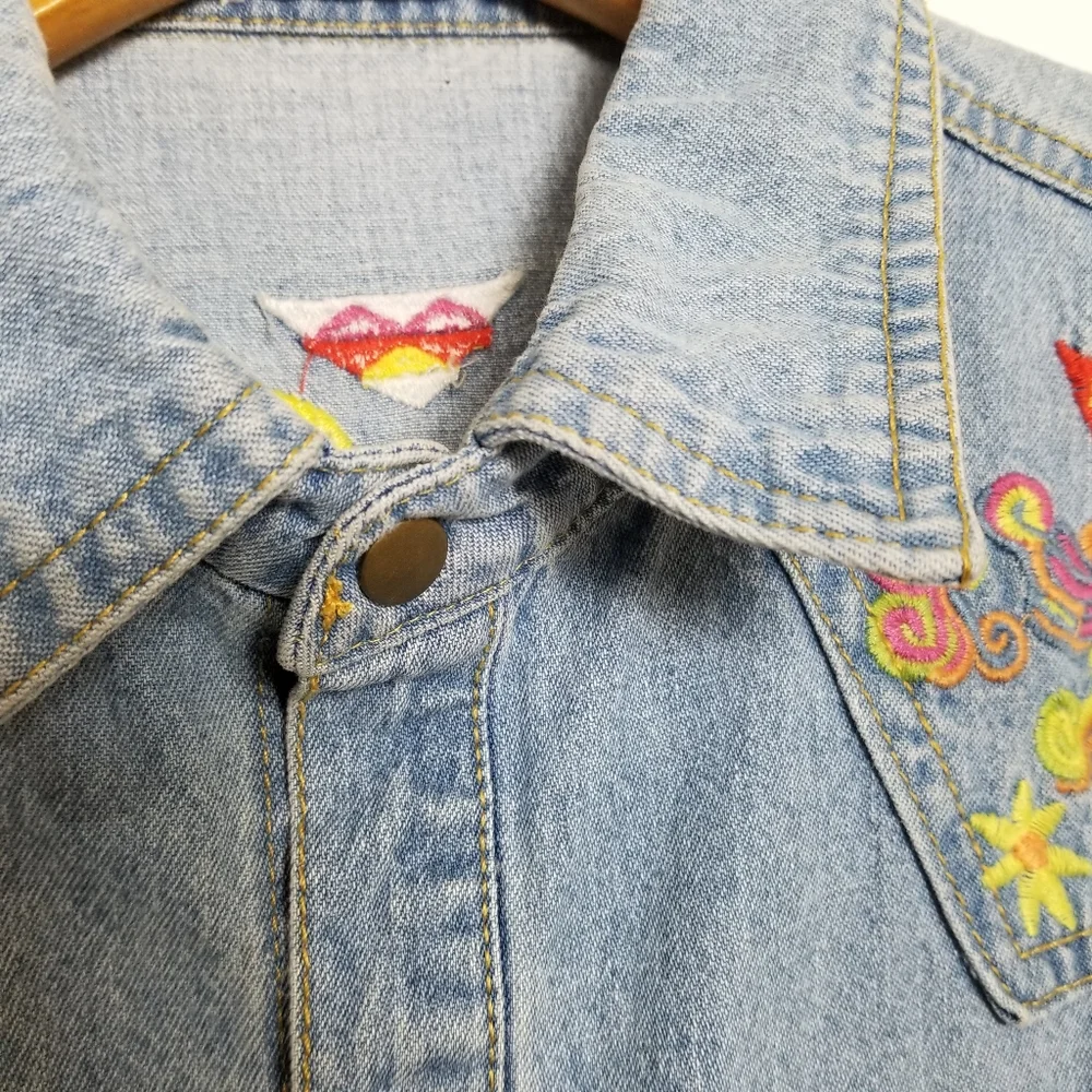 Free People Home Made Denim Shirt Wunderlust Embroidered Sz L - Picture 10 of 15